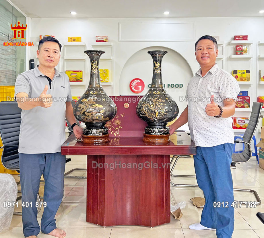 Đôi bình hút lộc được khách hàng của chúng tôi đặt chế tác